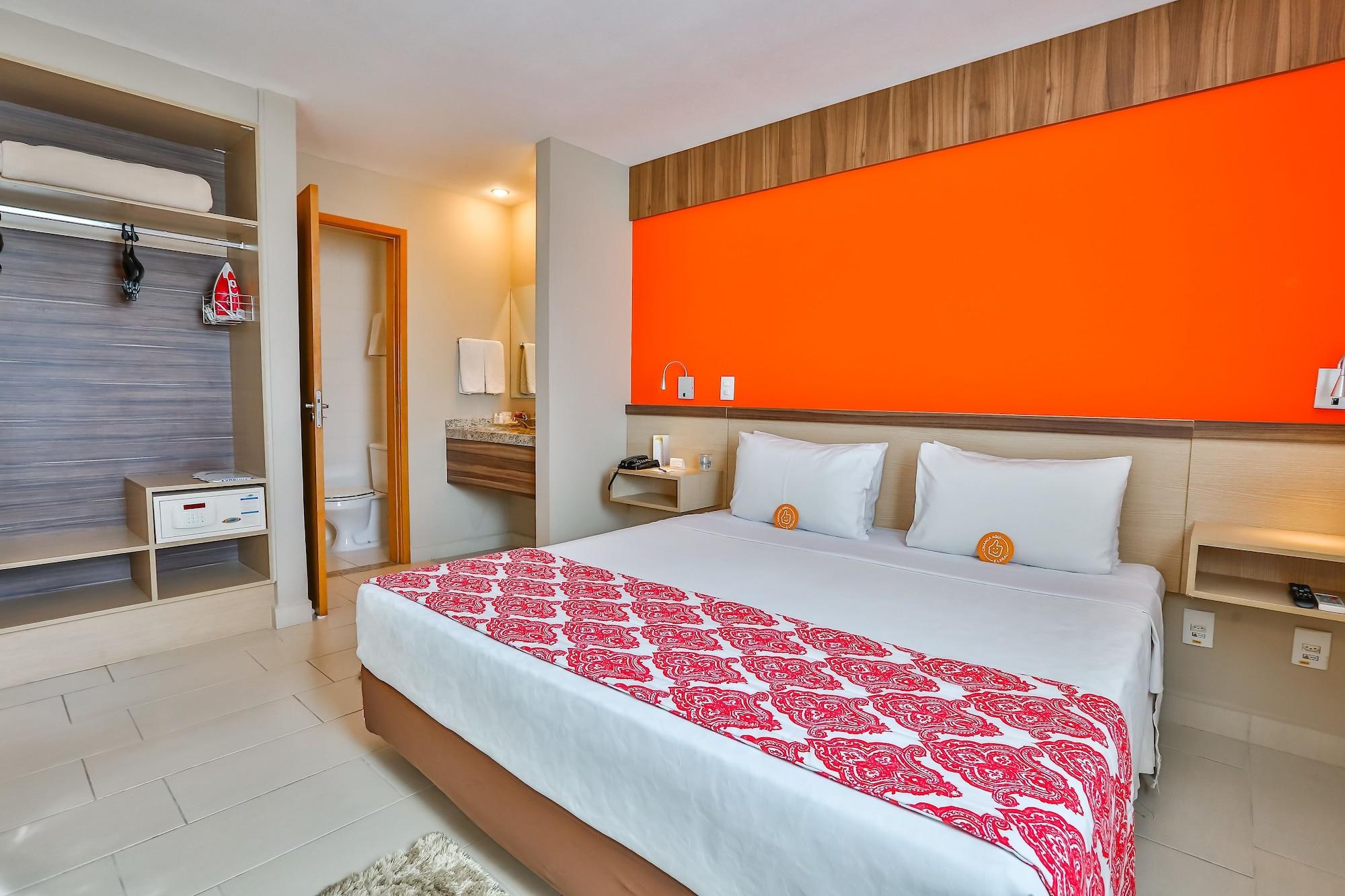 Comfort Hotel Кампус дус Гойтаказиш Екстериор снимка